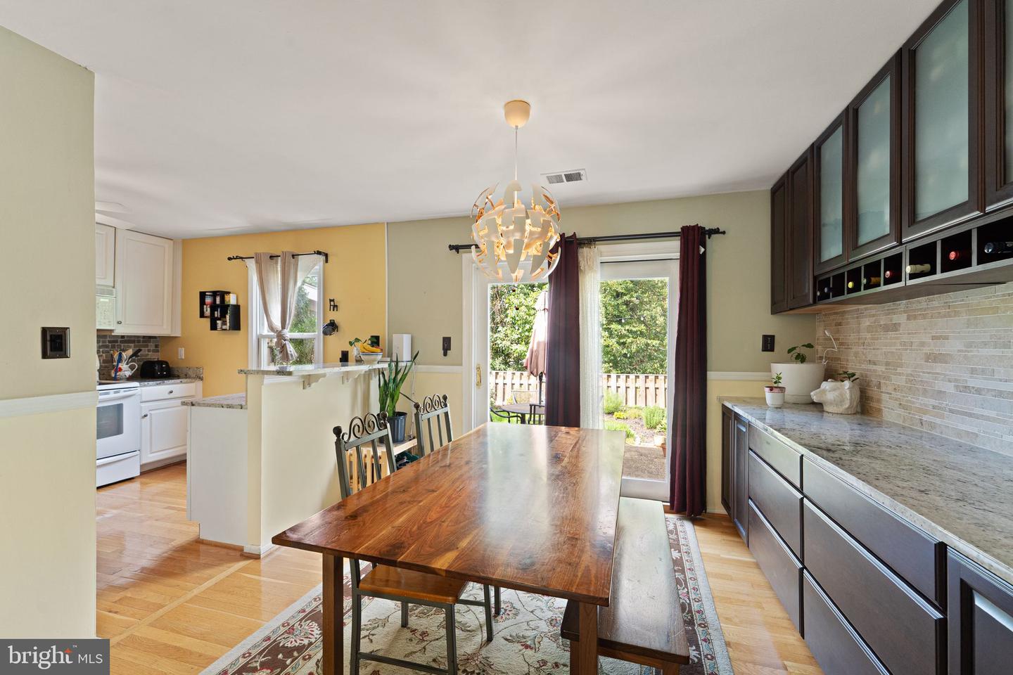 7719 DURER CT, SPRINGFIELD, Virginia 22153, 3 Bedrooms Bedrooms, ,2 BathroomsBathrooms,Residential,For sale,7719 DURER CT,VAFX2288476 MLS # VAFX2288476