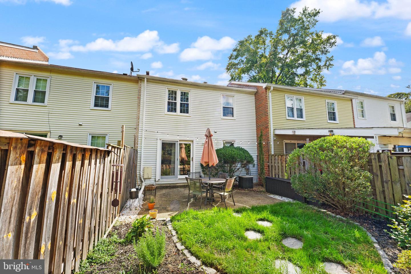 7719 DURER CT, SPRINGFIELD, Virginia 22153, 3 Bedrooms Bedrooms, ,2 BathroomsBathrooms,Residential,For sale,7719 DURER CT,VAFX2288476 MLS # VAFX2288476