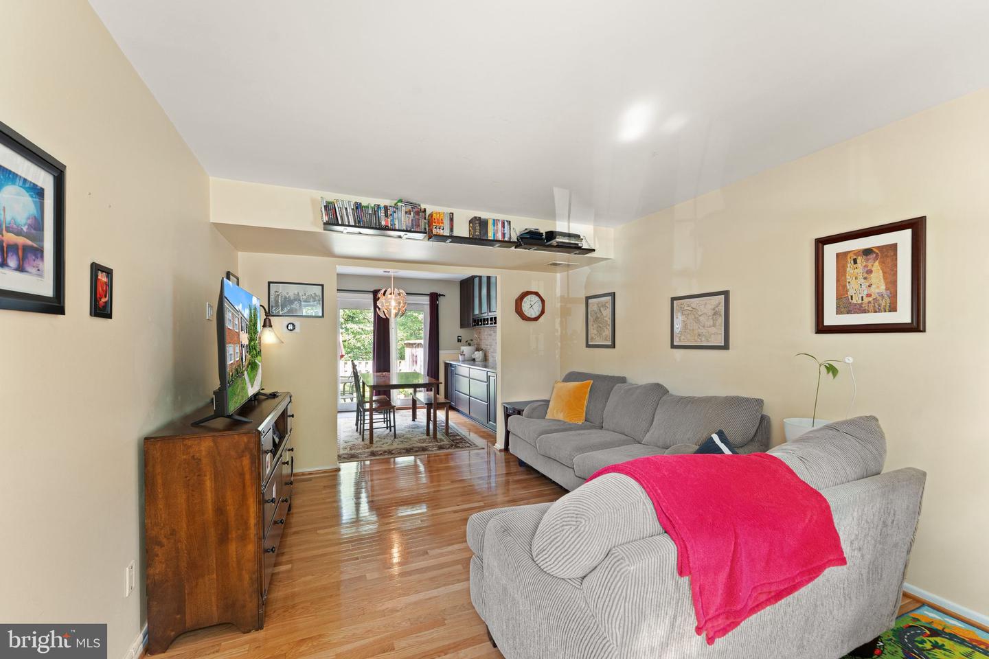 7719 DURER CT, SPRINGFIELD, Virginia 22153, 3 Bedrooms Bedrooms, ,2 BathroomsBathrooms,Residential,For sale,7719 DURER CT,VAFX2288476 MLS # VAFX2288476