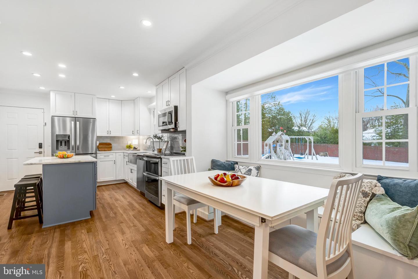 10215 COMMONWEALTH BLVD, FAIRFAX, Virginia 22032, 4 Bedrooms Bedrooms, 16 Rooms Rooms,4 BathroomsBathrooms,Residential,For sale,10215 COMMONWEALTH BLVD,VAFX2288518 MLS # VAFX2288518