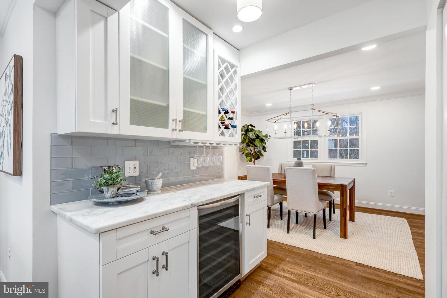 10215 COMMONWEALTH BLVD, FAIRFAX, Virginia 22032, 4 Bedrooms Bedrooms, 16 Rooms Rooms,4 BathroomsBathrooms,Residential,For sale,10215 COMMONWEALTH BLVD,VAFX2288518 MLS # VAFX2288518