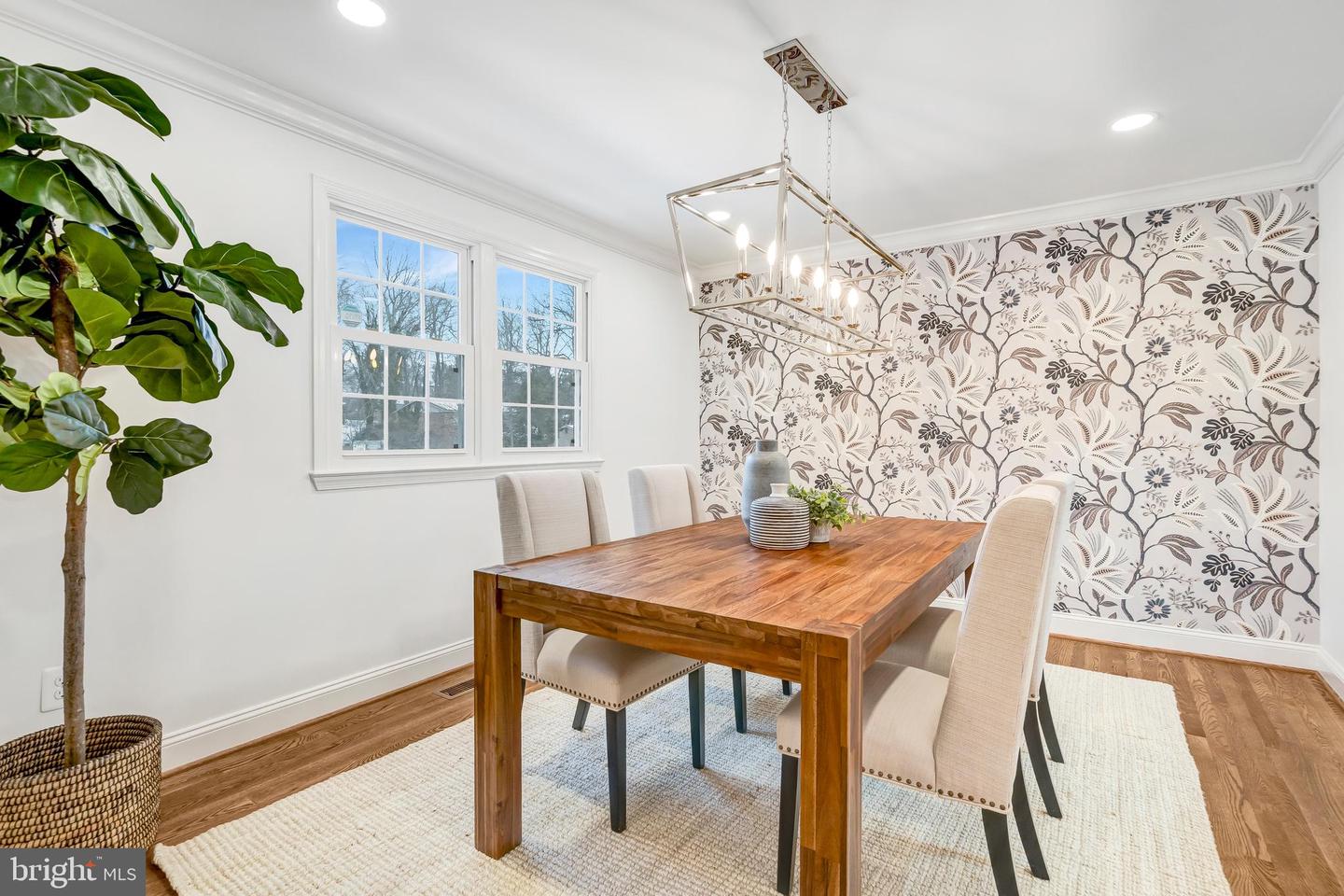 10215 COMMONWEALTH BLVD, FAIRFAX, Virginia 22032, 4 Bedrooms Bedrooms, 16 Rooms Rooms,4 BathroomsBathrooms,Residential,For sale,10215 COMMONWEALTH BLVD,VAFX2288518 MLS # VAFX2288518