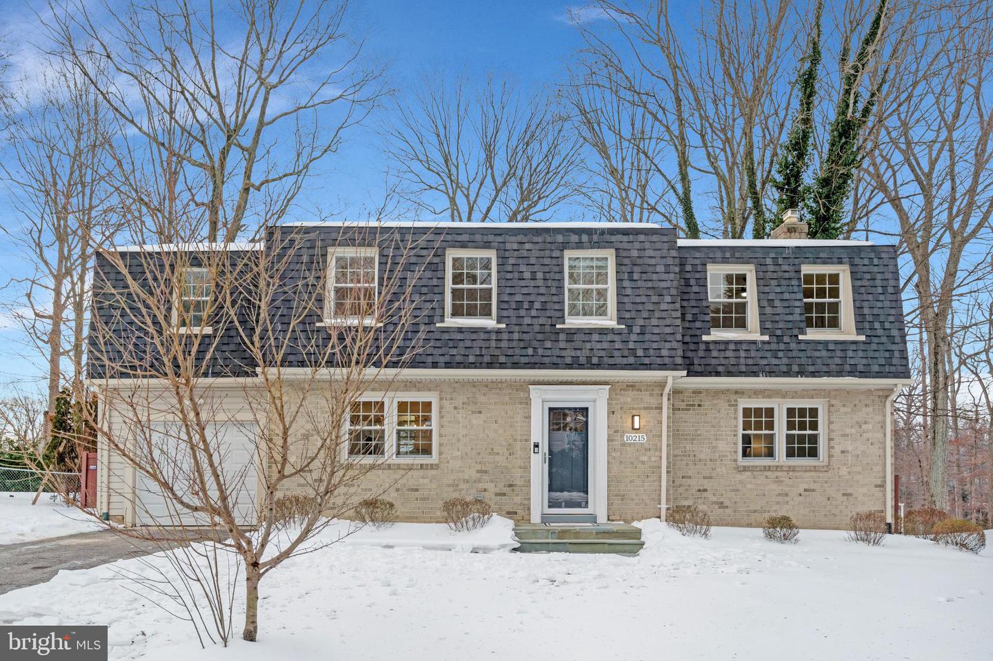 10215 COMMONWEALTH BLVD, FAIRFAX, Virginia 22032, 4 Bedrooms Bedrooms, 16 Rooms Rooms,4 BathroomsBathrooms,Residential,For sale,10215 COMMONWEALTH BLVD,VAFX2288518 MLS # VAFX2288518