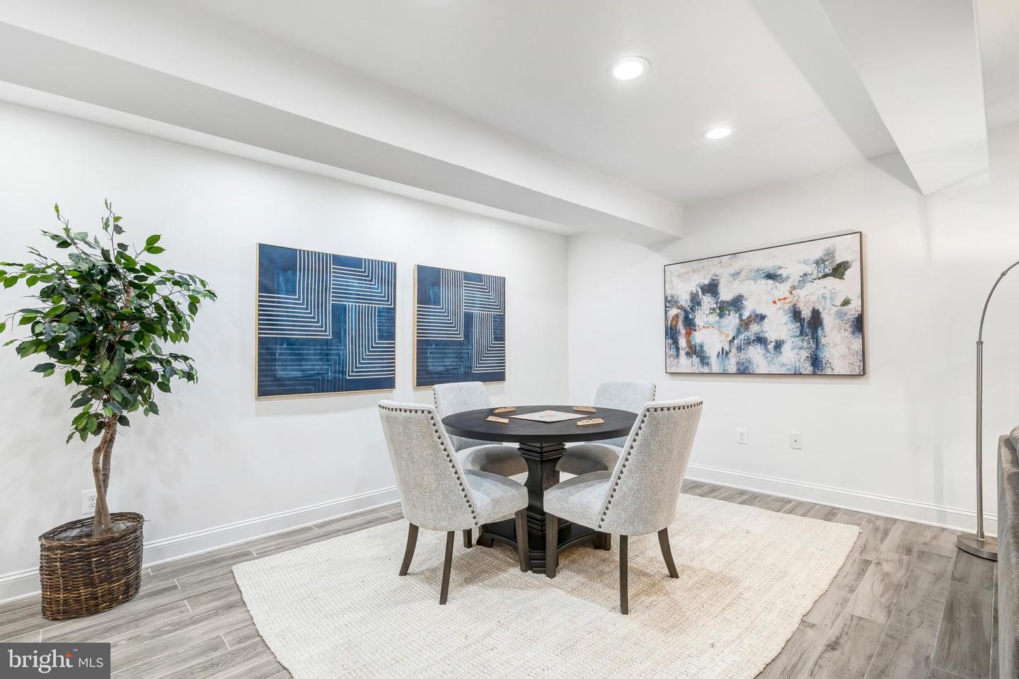 10215 COMMONWEALTH BLVD, FAIRFAX, Virginia 22032, 4 Bedrooms Bedrooms, 16 Rooms Rooms,4 BathroomsBathrooms,Residential,For sale,10215 COMMONWEALTH BLVD,VAFX2288518 MLS # VAFX2288518