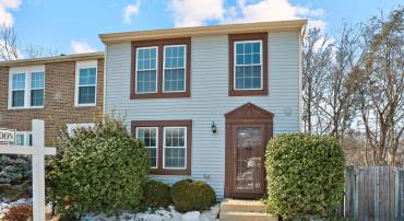 3454 VALE CT, WOODBRIDGE, Virginia 22192, 3 Bedrooms Bedrooms, 7 Rooms Rooms,2 BathroomsBathrooms,Residential,For sale,3454 VALE CT,VAPW2111664 MLS # VAPW2111664