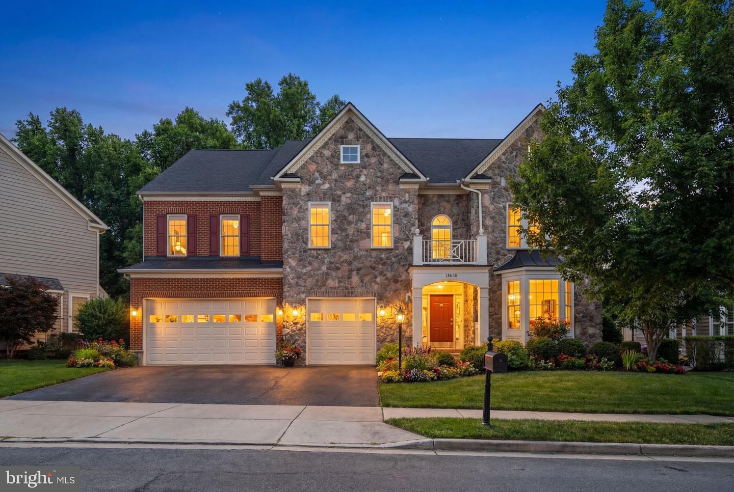 19219 BURNT BRIDGE DR, LEESBURG, Virginia 20176, 5 Bedrooms Bedrooms, ,5 BathroomsBathrooms,Residential,For sale,19219 BURNT BRIDGE DR,VALO2115088 MLS # VALO2115088