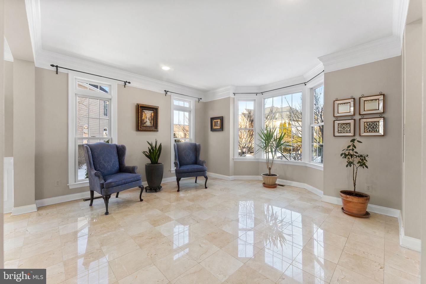 19219 BURNT BRIDGE DR, LEESBURG, Virginia 20176, 5 Bedrooms Bedrooms, ,5 BathroomsBathrooms,Residential,For sale,19219 BURNT BRIDGE DR,VALO2115088 MLS # VALO2115088