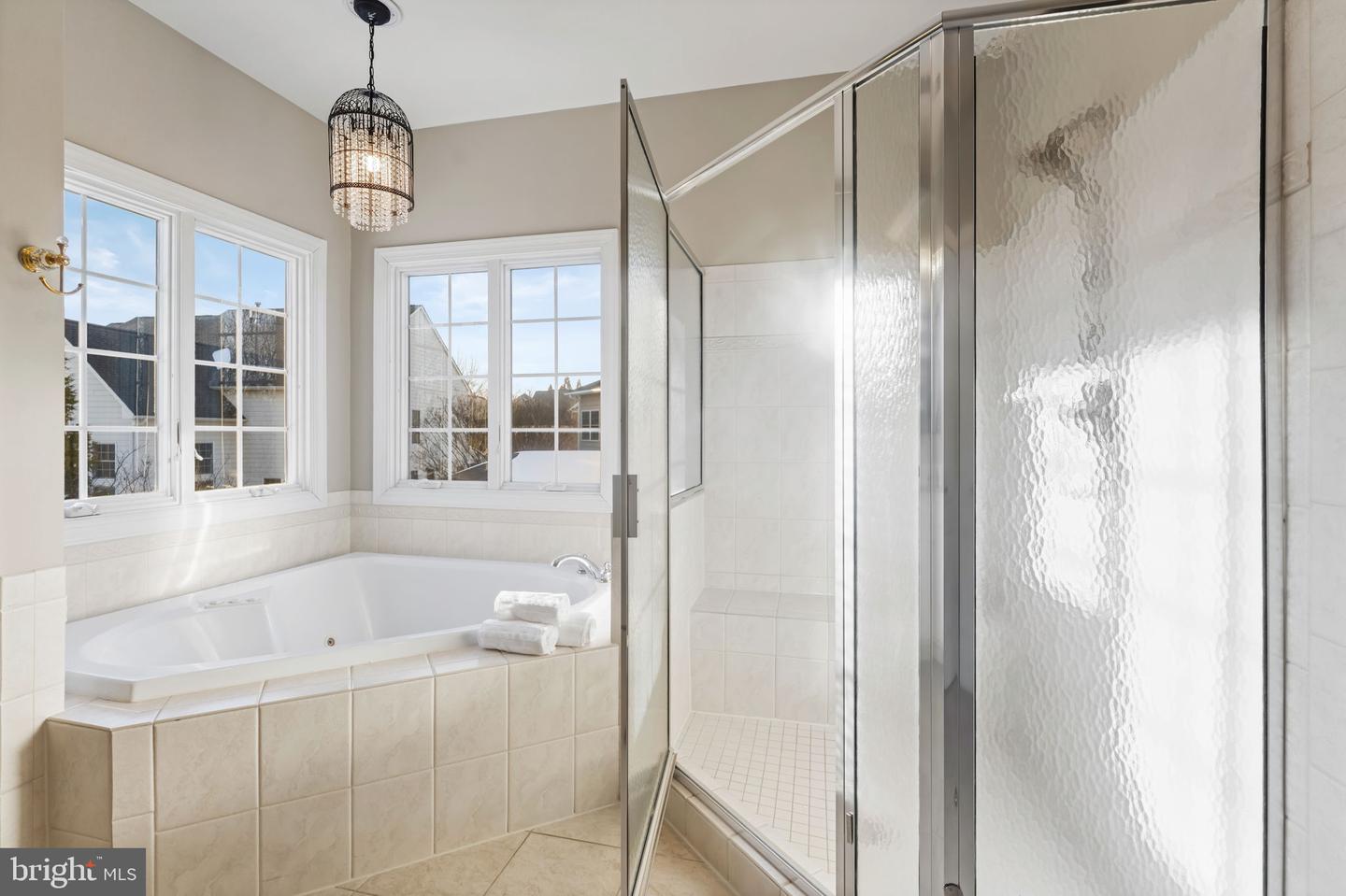 19219 BURNT BRIDGE DR, LEESBURG, Virginia 20176, 5 Bedrooms Bedrooms, ,5 BathroomsBathrooms,Residential,For sale,19219 BURNT BRIDGE DR,VALO2115088 MLS # VALO2115088