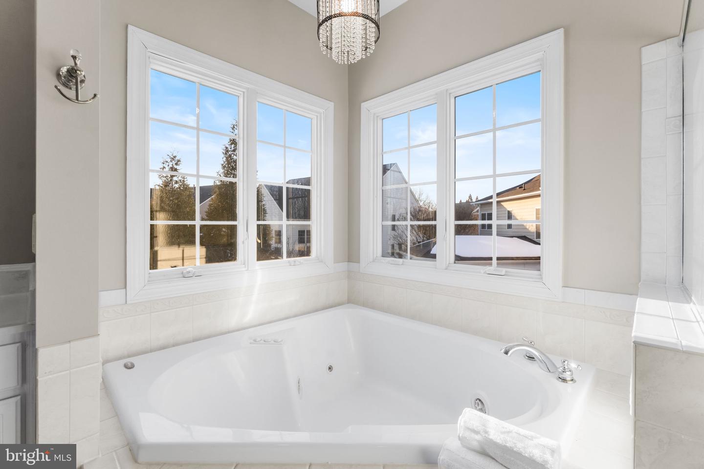 19219 BURNT BRIDGE DR, LEESBURG, Virginia 20176, 5 Bedrooms Bedrooms, ,5 BathroomsBathrooms,Residential,For sale,19219 BURNT BRIDGE DR,VALO2115088 MLS # VALO2115088