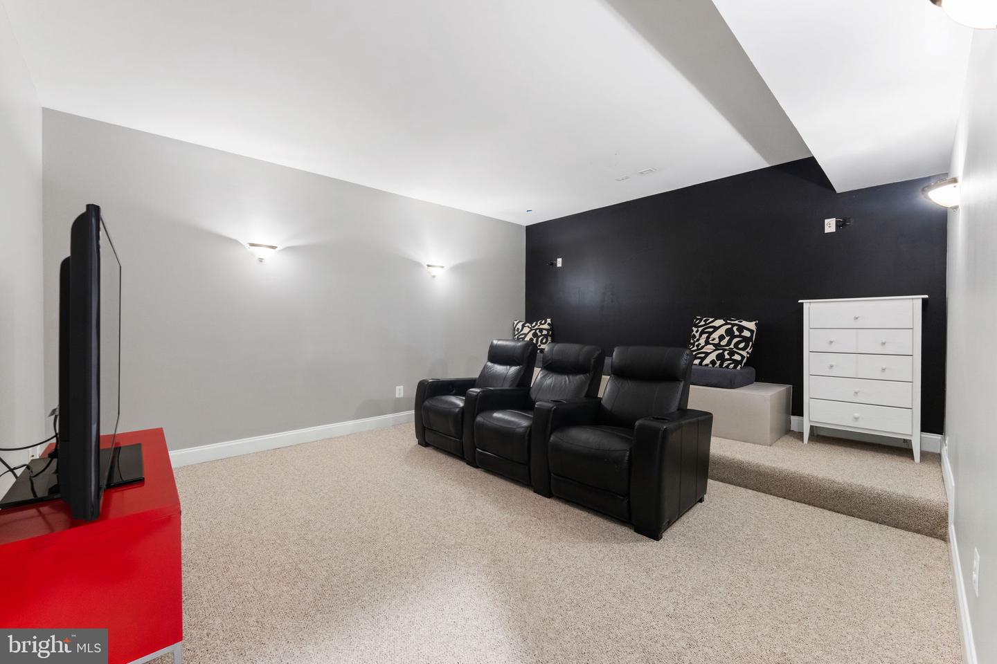 19219 BURNT BRIDGE DR, LEESBURG, Virginia 20176, 5 Bedrooms Bedrooms, ,5 BathroomsBathrooms,Residential,For sale,19219 BURNT BRIDGE DR,VALO2115088 MLS # VALO2115088