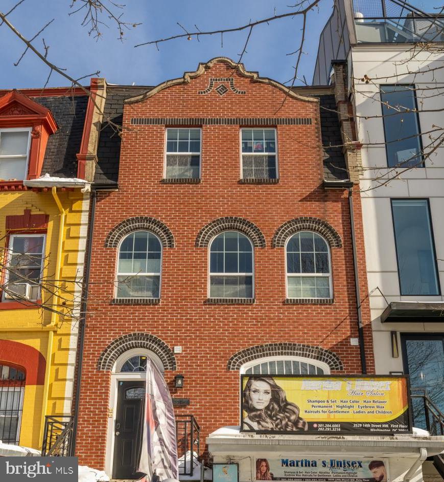 3529 14TH ST NW #1, WASHINGTON, District Of Columbia 20010, 1 Bedroom Bedrooms, ,1 BathroomBathrooms,Residential,For sale,3529 14TH ST NW #1,DCDC2244294 MLS # DCDC2244294