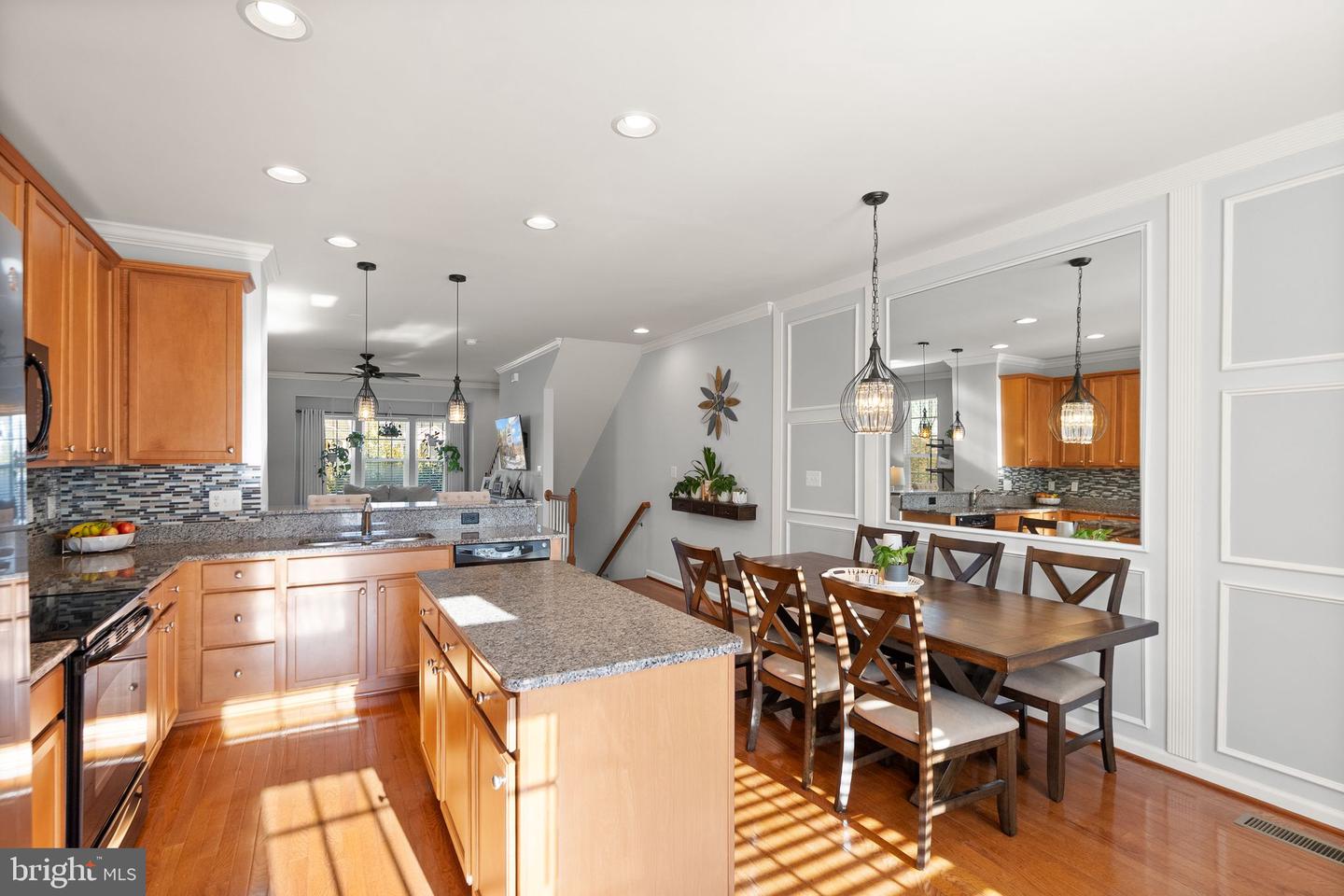 13968 CANNONDALE WAY #97, GAINESVILLE, Virginia 20155, 2 Bedrooms Bedrooms, ,2 BathroomsBathrooms,Residential,For sale,13968 CANNONDALE WAY #97,VAPW2111698 MLS # VAPW2111698