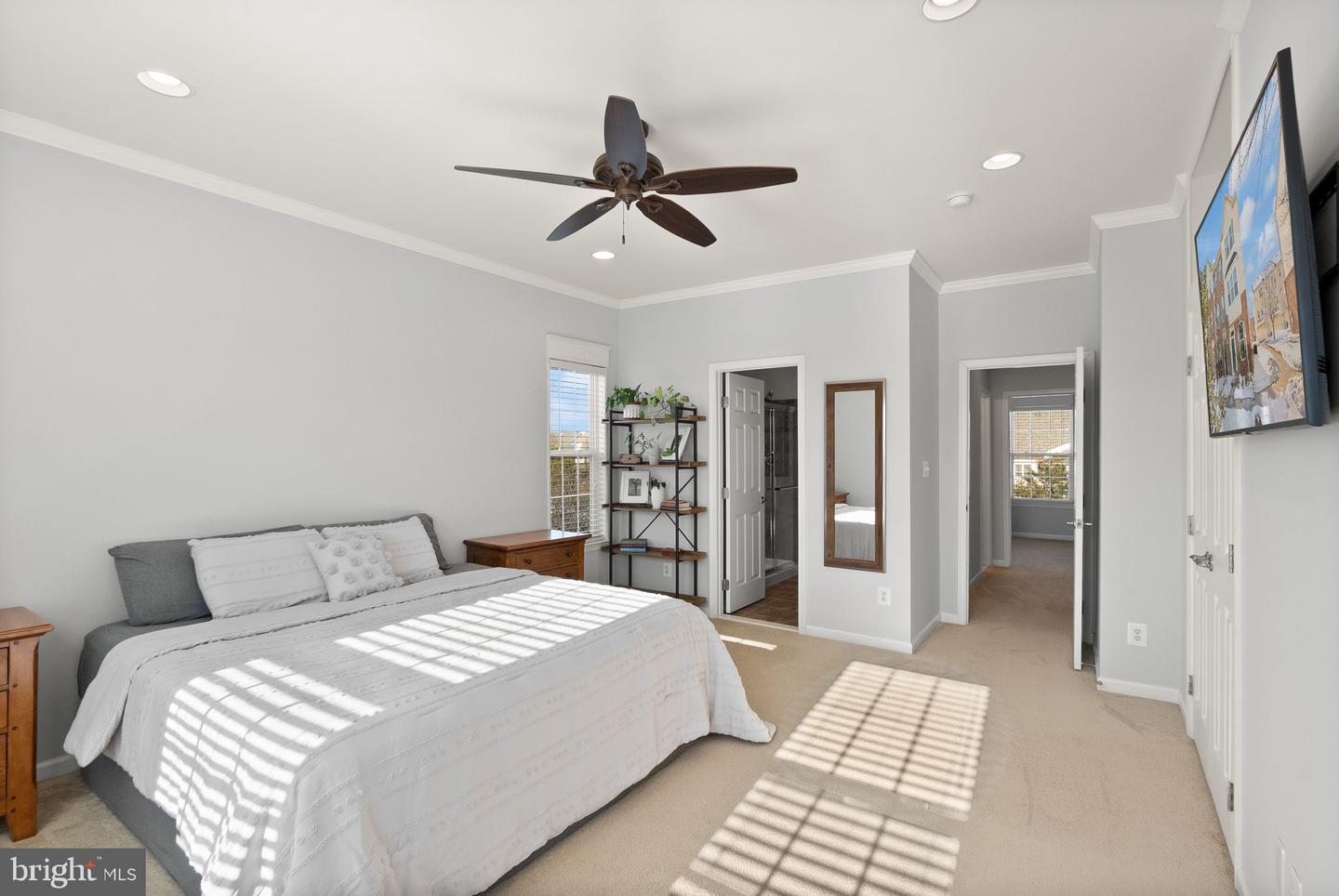 13968 CANNONDALE WAY #97, GAINESVILLE, Virginia 20155, 2 Bedrooms Bedrooms, ,2 BathroomsBathrooms,Residential,For sale,13968 CANNONDALE WAY #97,VAPW2111698 MLS # VAPW2111698