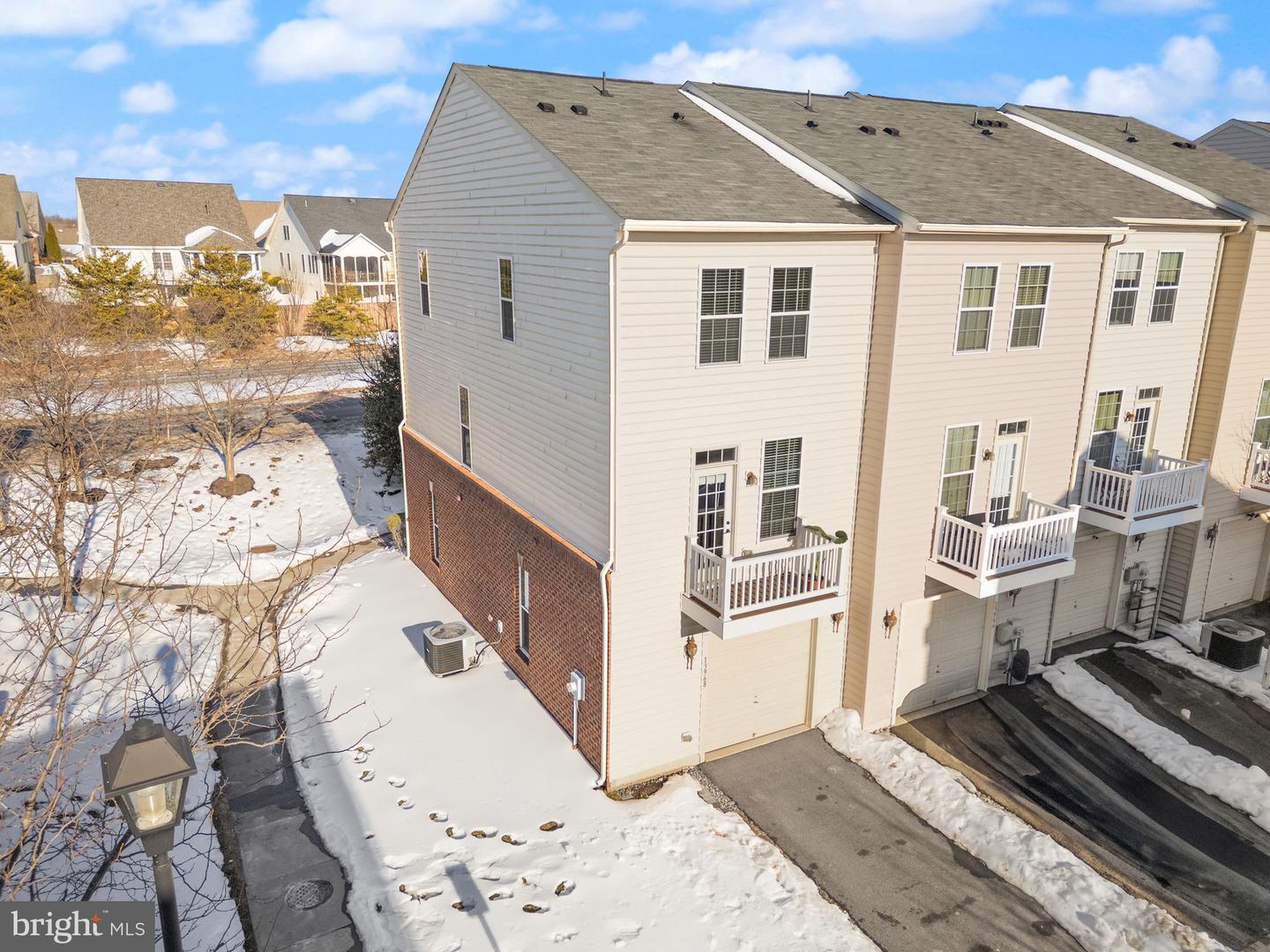 13968 CANNONDALE WAY #97, GAINESVILLE, Virginia 20155, 2 Bedrooms Bedrooms, ,2 BathroomsBathrooms,Residential,For sale,13968 CANNONDALE WAY #97,VAPW2111698 MLS # VAPW2111698