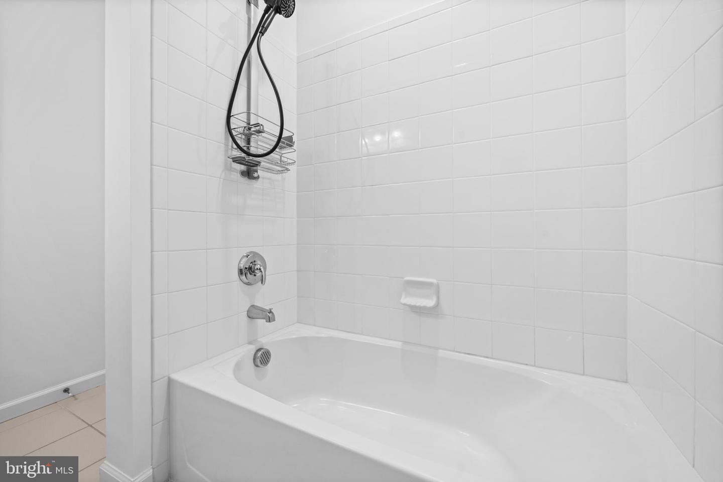 23276 SOUTHDOWN MANOR TER #115, ASHBURN, Virginia 20148, 2 Bedrooms Bedrooms, ,2 BathroomsBathrooms,Residential,For sale,23276 SOUTHDOWN MANOR TER #115,VALO2115132 MLS # VALO2115132