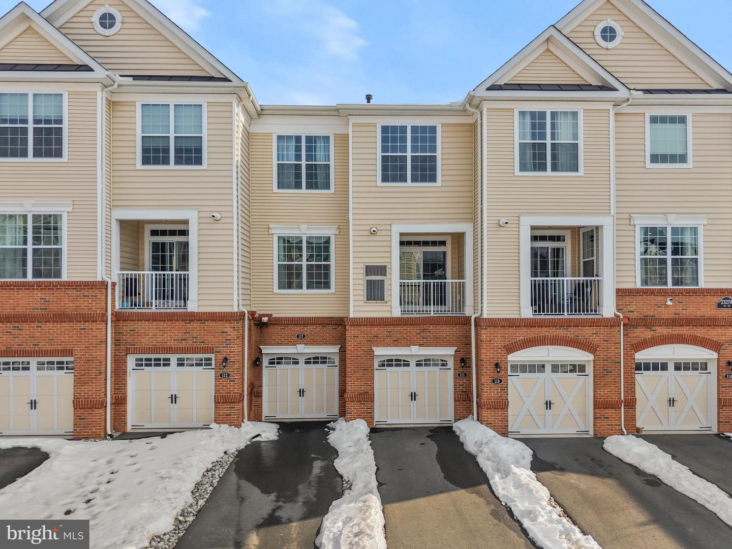 23276 SOUTHDOWN MANOR TER #115, ASHBURN, Virginia 20148, 2 Bedrooms Bedrooms, ,2 BathroomsBathrooms,Residential,For sale,23276 SOUTHDOWN MANOR TER #115,VALO2115132 MLS # VALO2115132