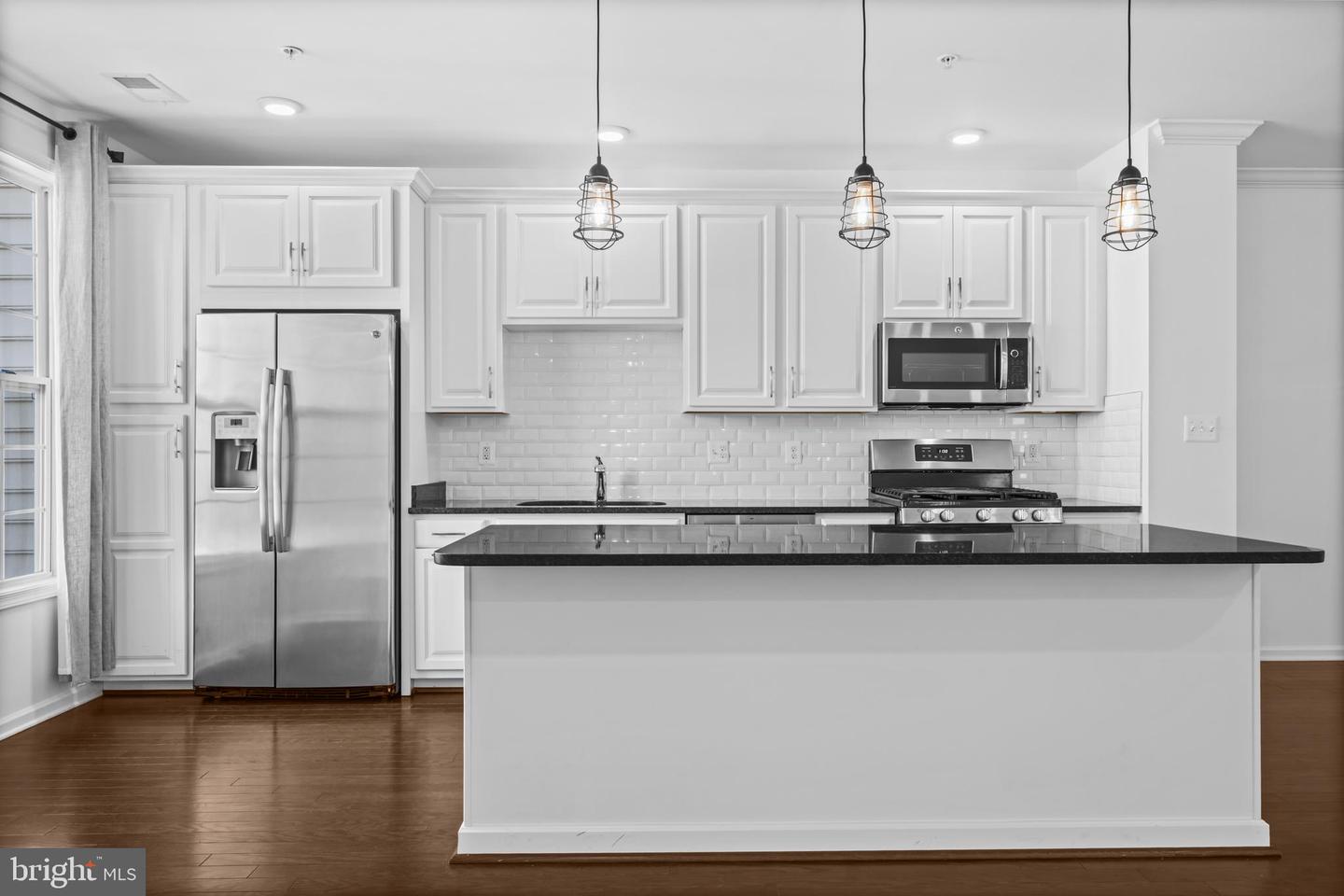 23276 SOUTHDOWN MANOR TER #115, ASHBURN, Virginia 20148, 2 Bedrooms Bedrooms, ,2 BathroomsBathrooms,Residential,For sale,23276 SOUTHDOWN MANOR TER #115,VALO2115132 MLS # VALO2115132