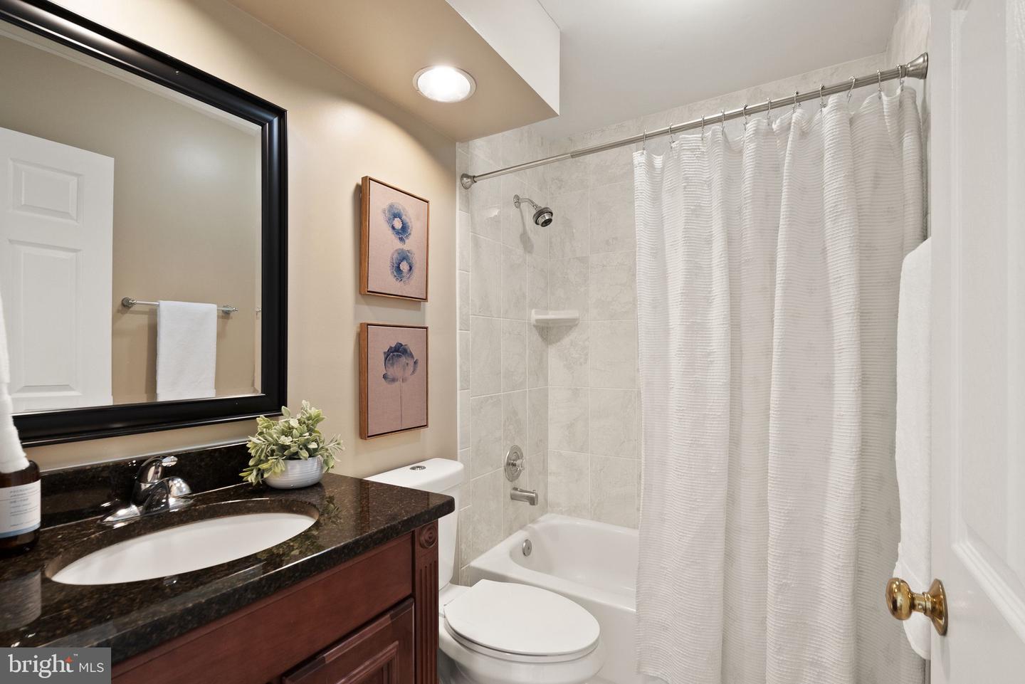 8144 TALL TIMBER DR, GAINESVILLE, Virginia 20155, 5 Bedrooms Bedrooms, ,3 BathroomsBathrooms,Residential,For sale,8144 TALL TIMBER DR,VAPW2111772 MLS # VAPW2111772