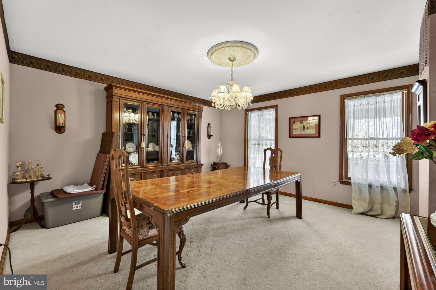 6700 YATES FORD RD, MANASSAS, Virginia 20111, 5 Bedrooms Bedrooms, ,3 BathroomsBathrooms,Residential,For sale,6700 YATES FORD RD,VAPW2111774 MLS # VAPW2111774