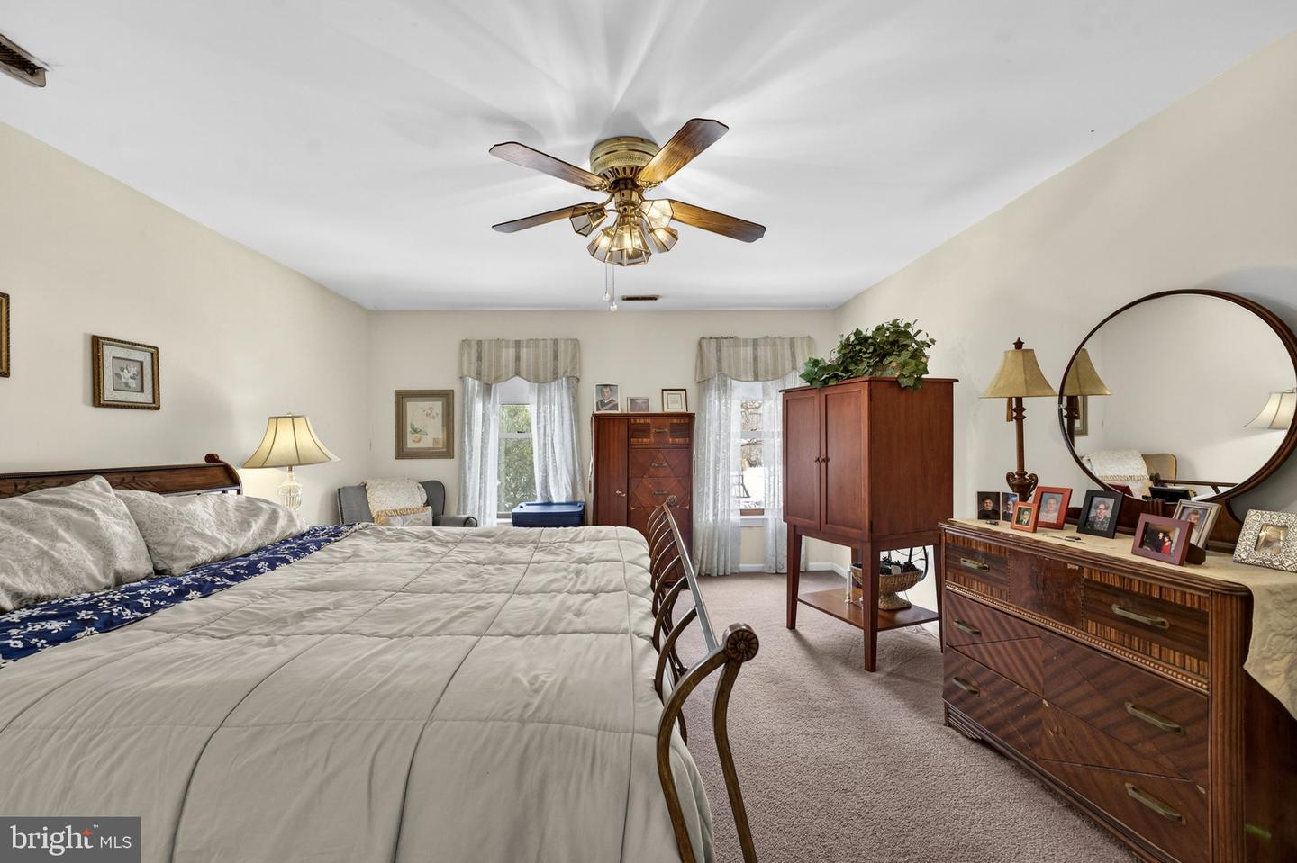 6700 YATES FORD RD, MANASSAS, Virginia 20111, 5 Bedrooms Bedrooms, ,3 BathroomsBathrooms,Residential,For sale,6700 YATES FORD RD,VAPW2111774 MLS # VAPW2111774