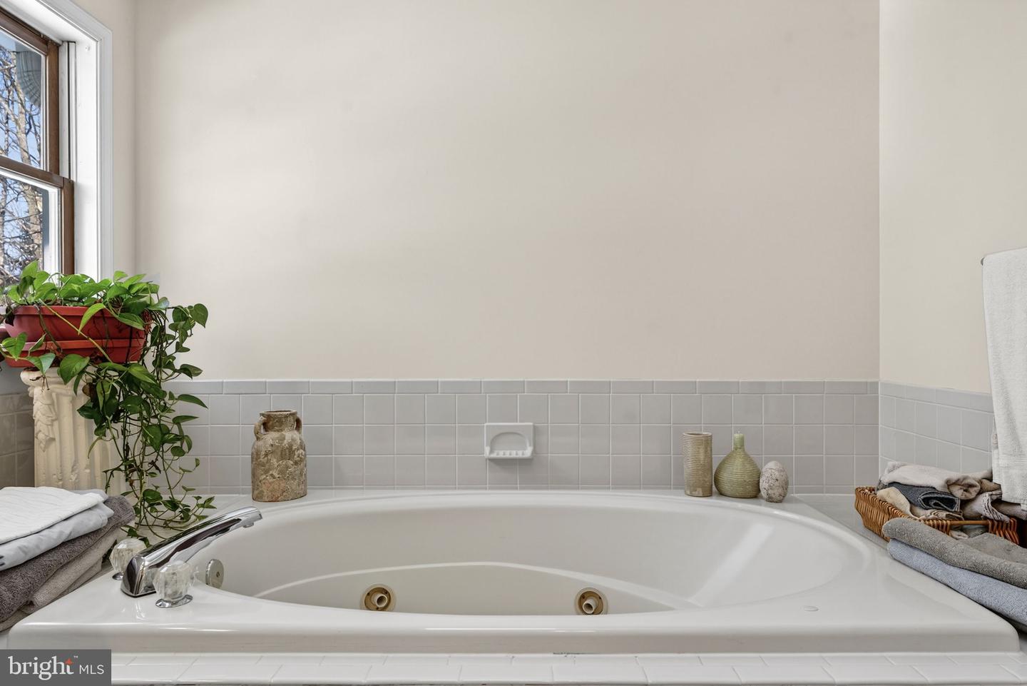 6700 YATES FORD RD, MANASSAS, Virginia 20111, 5 Bedrooms Bedrooms, ,3 BathroomsBathrooms,Residential,For sale,6700 YATES FORD RD,VAPW2111774 MLS # VAPW2111774