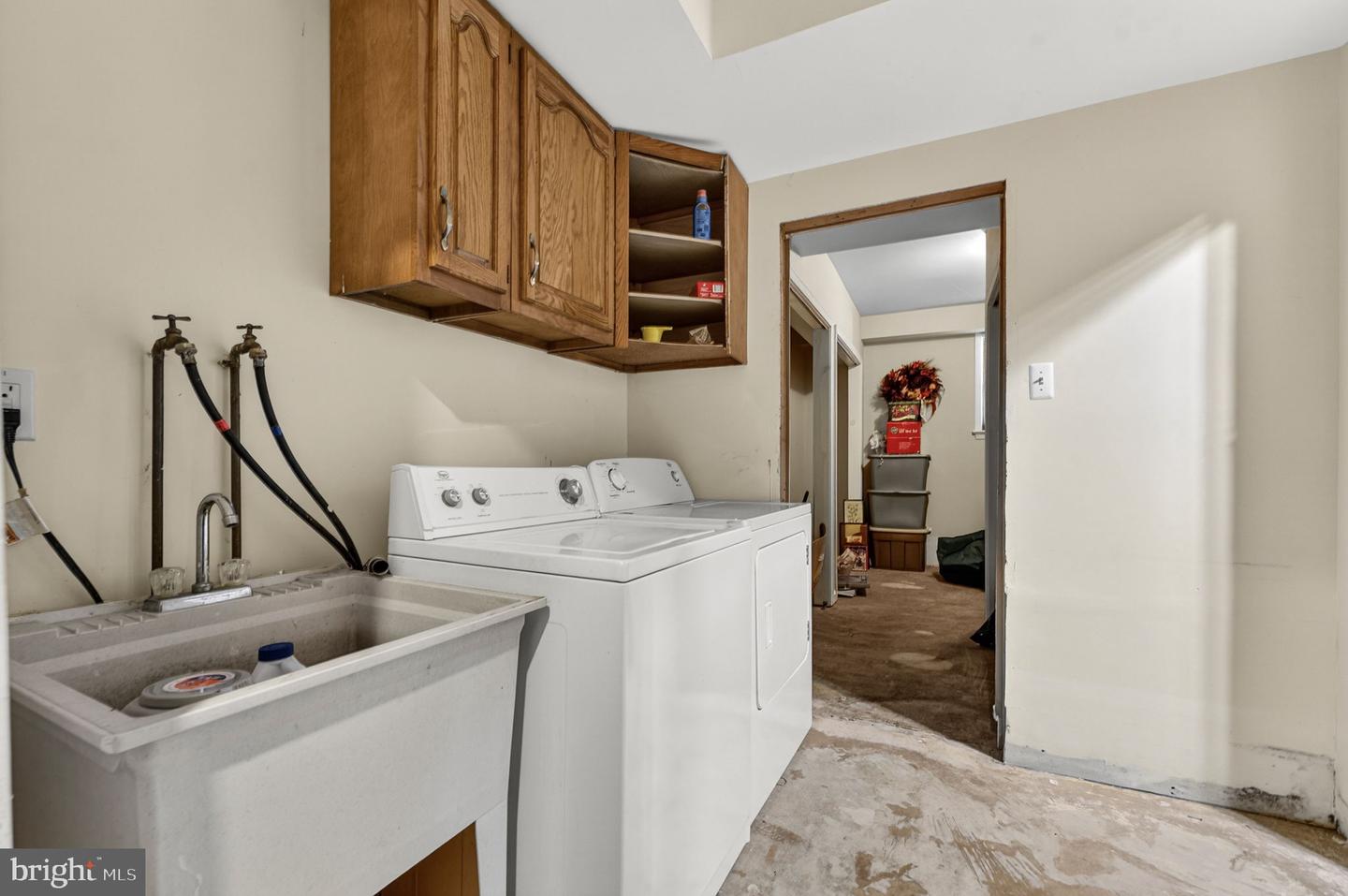 6700 YATES FORD RD, MANASSAS, Virginia 20111, 5 Bedrooms Bedrooms, ,3 BathroomsBathrooms,Residential,For sale,6700 YATES FORD RD,VAPW2111774 MLS # VAPW2111774