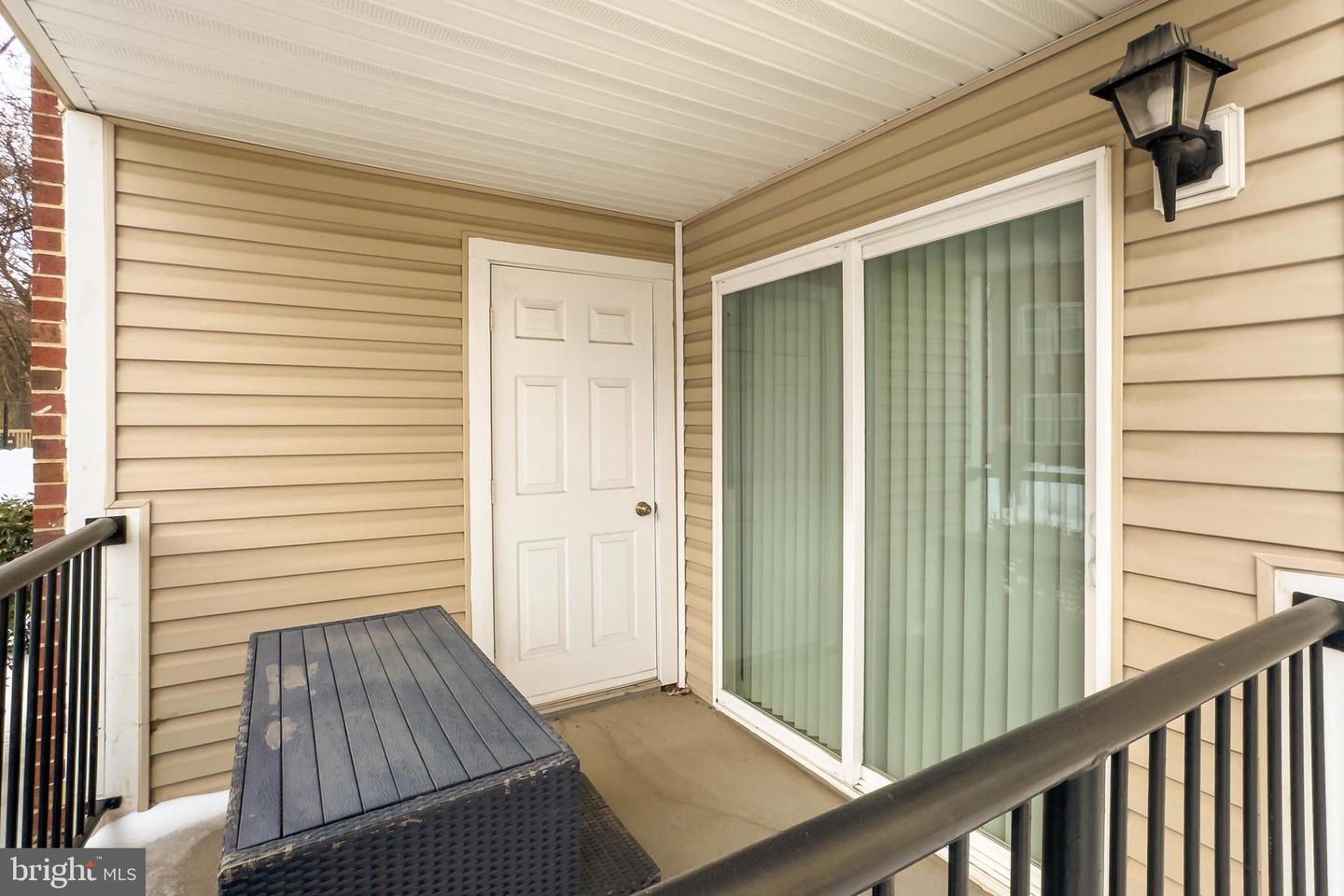 3307 WYNDHAM CIR #1164, ALEXANDRIA, Virginia 22302, 1 Bedroom Bedrooms, ,1 BathroomBathrooms,Residential,For sale,3307 WYNDHAM CIR #1164,VAAX2053750 MLS # VAAX2053750