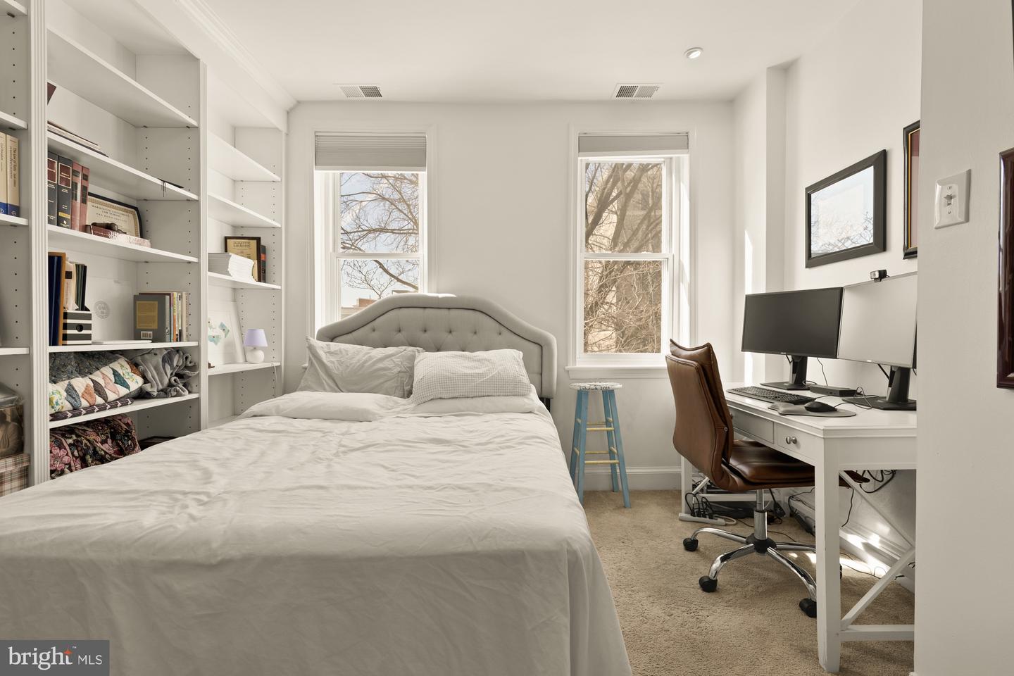 1905 17TH ST NW, WASHINGTON, District Of Columbia 20009, 3 Bedrooms Bedrooms, ,2 BathroomsBathrooms,Residential,For sale,1905 17TH ST NW,DCDC2244424 MLS # DCDC2244424