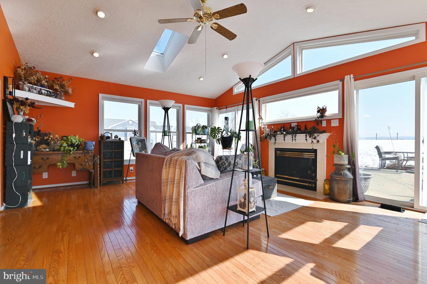 8284 BACK RD, MAURERTOWN, Virginia 22644, 3 Bedrooms Bedrooms, ,2 BathroomsBathrooms,Residential,For sale,8284 BACK RD,VASH2013506 MLS # VASH2013506