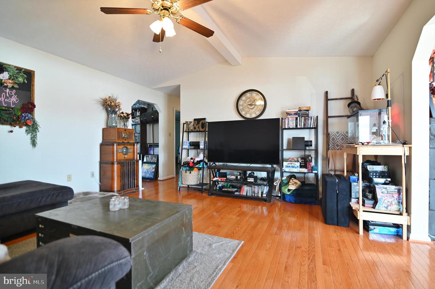 8284 BACK RD, MAURERTOWN, Virginia 22644, 3 Bedrooms Bedrooms, ,2 BathroomsBathrooms,Residential,For sale,8284 BACK RD,VASH2013506 MLS # VASH2013506