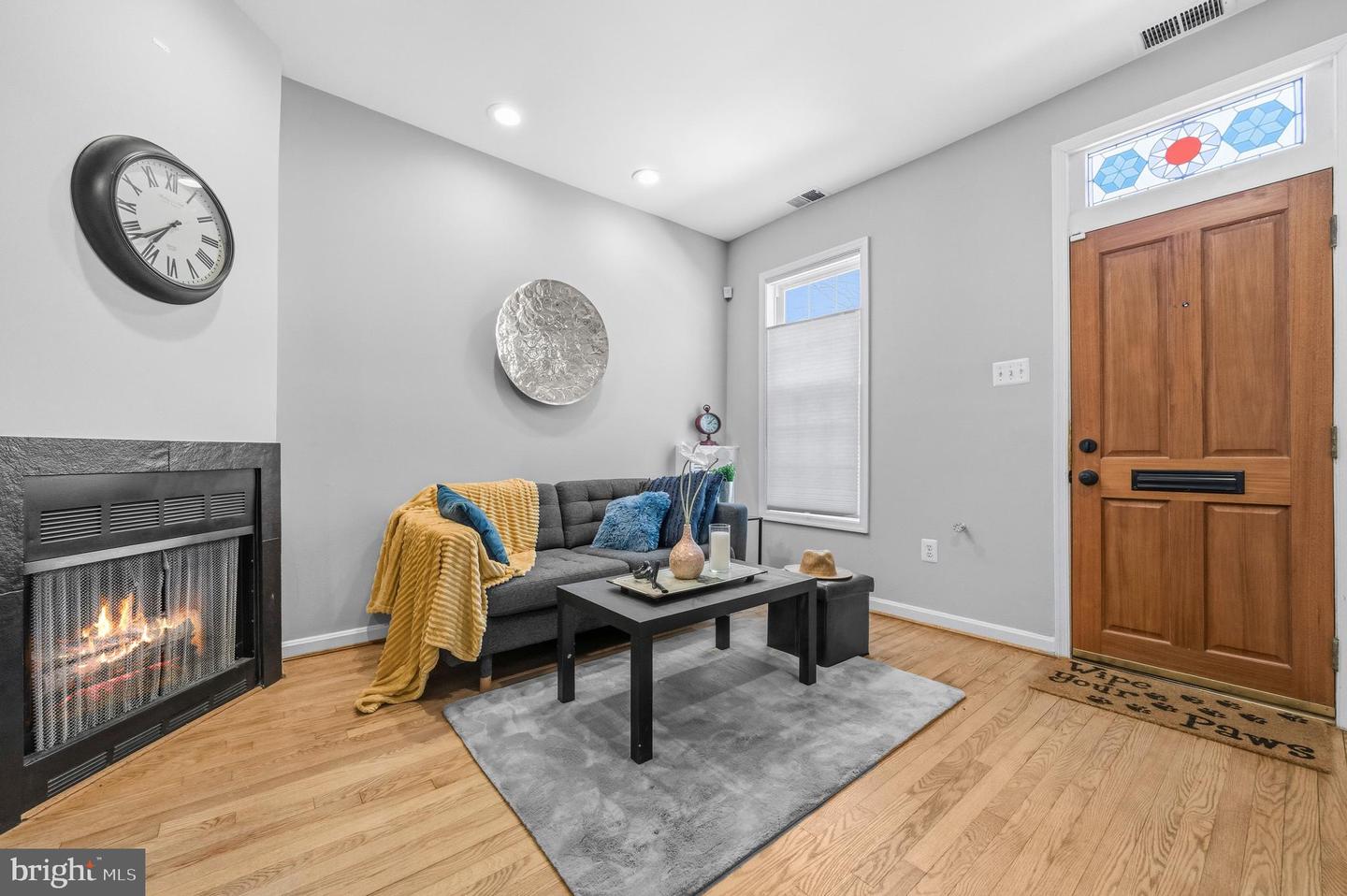 907 8TH ST NE, WASHINGTON, District Of Columbia 20002, 2 Bedrooms Bedrooms, ,2 BathroomsBathrooms,Residential,For sale,907 8TH ST NE,DCDC2244498 MLS # DCDC2244498