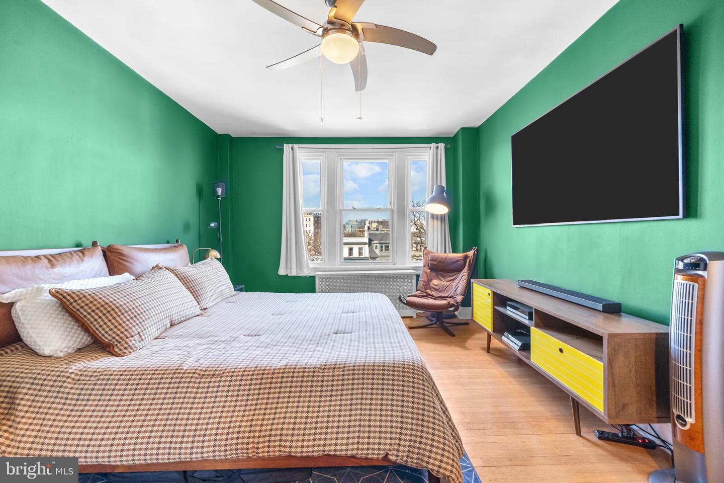 1915 16TH ST NW #501, WASHINGTON, District Of Columbia 20009, 1 Bedroom Bedrooms, ,1 BathroomBathrooms,Residential,For sale,1915 16TH ST NW #501,DCDC2244540 MLS # DCDC2244540