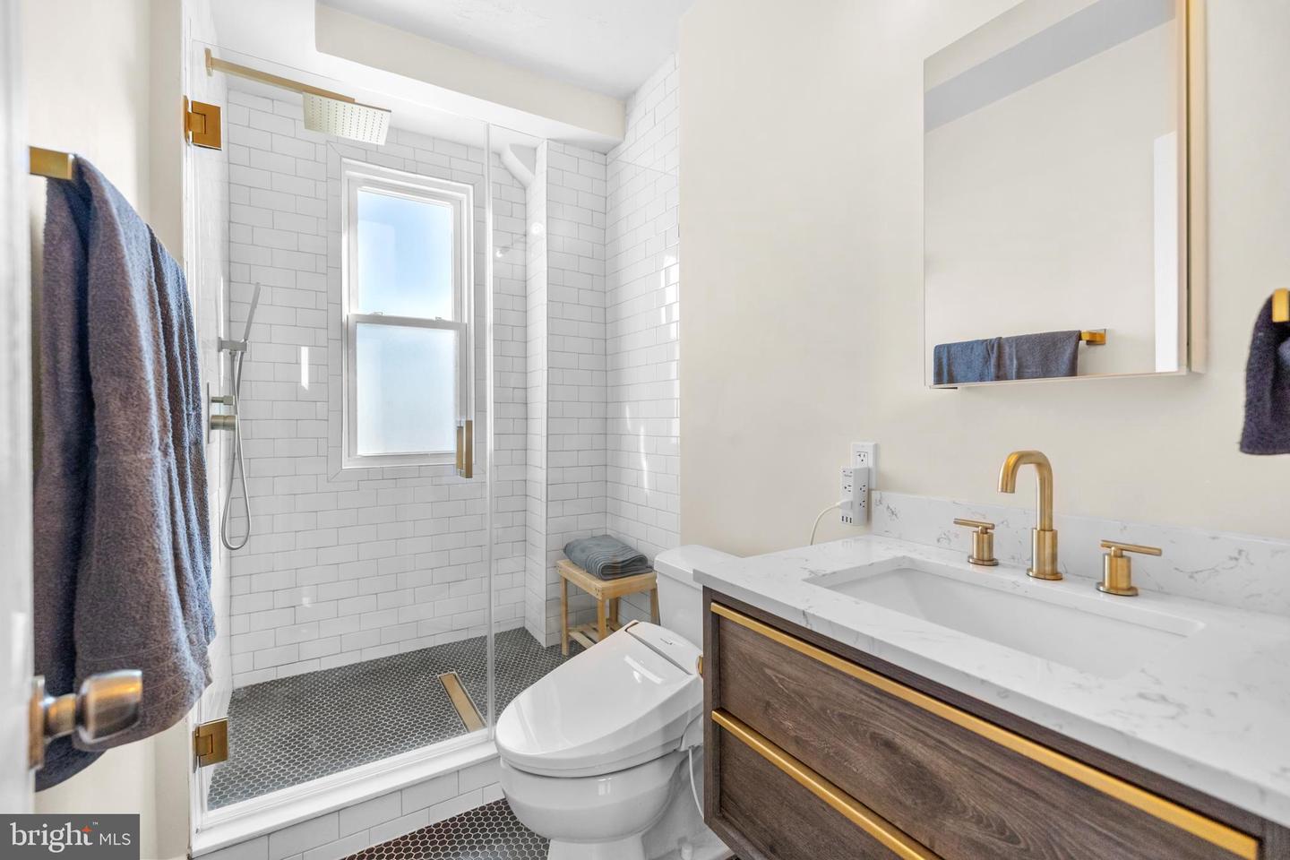 1915 16TH ST NW #501, WASHINGTON, District Of Columbia 20009, 1 Bedroom Bedrooms, ,1 BathroomBathrooms,Residential,For sale,1915 16TH ST NW #501,DCDC2244540 MLS # DCDC2244540