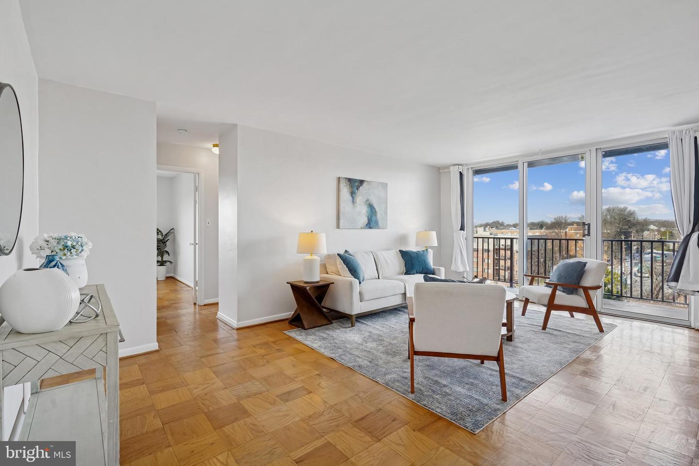 4343 CHERRY HILL RD ##705, ARLINGTON, Virginia 22207, 2 Bedrooms Bedrooms, 5 Rooms Rooms,1 BathroomBathrooms,Residential,For sale,4343 CHERRY HILL RD ##705,VAAR2068462 MLS # VAAR2068462