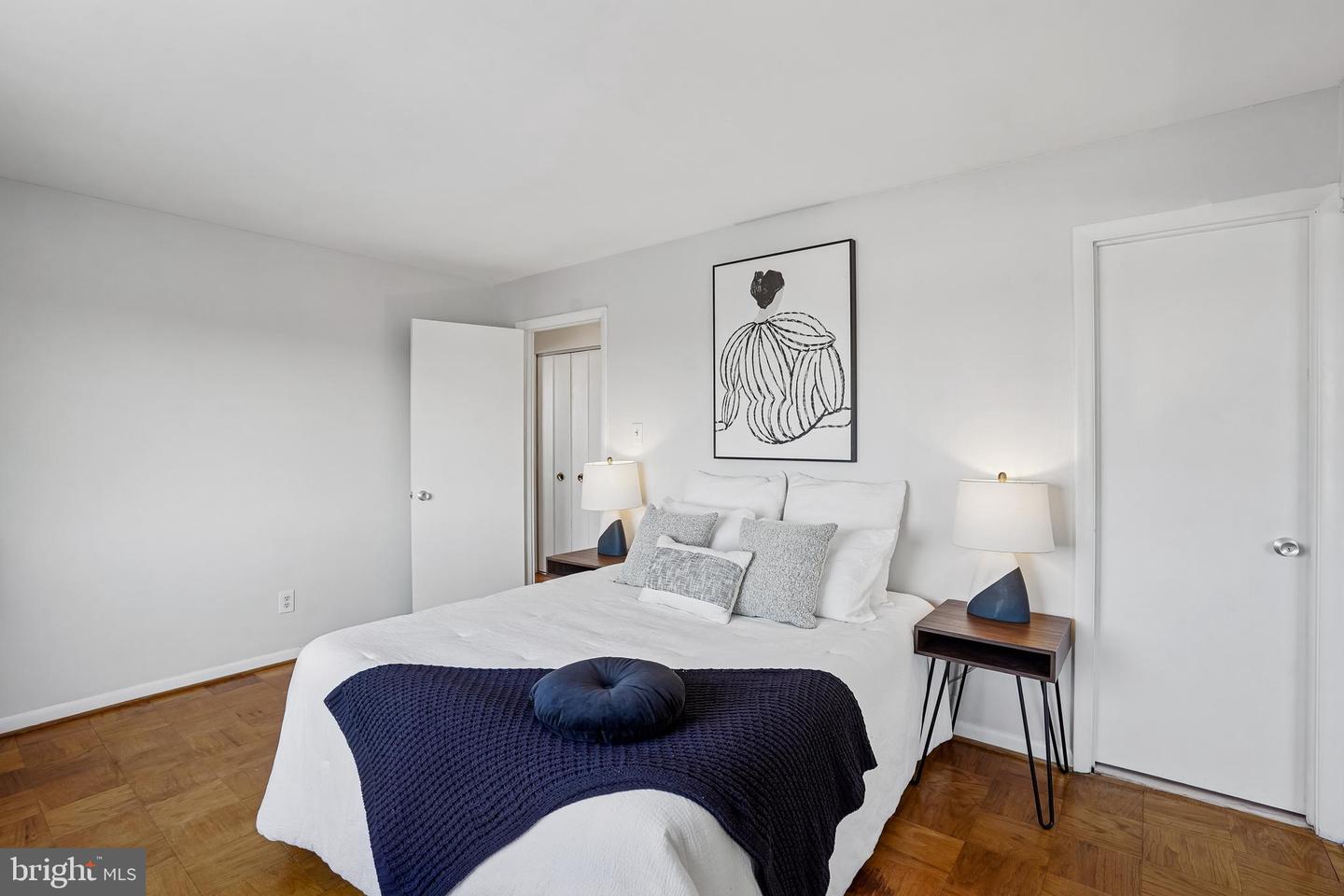 4343 CHERRY HILL RD ##705, ARLINGTON, Virginia 22207, 2 Bedrooms Bedrooms, 5 Rooms Rooms,1 BathroomBathrooms,Residential,For sale,4343 CHERRY HILL RD ##705,VAAR2068462 MLS # VAAR2068462