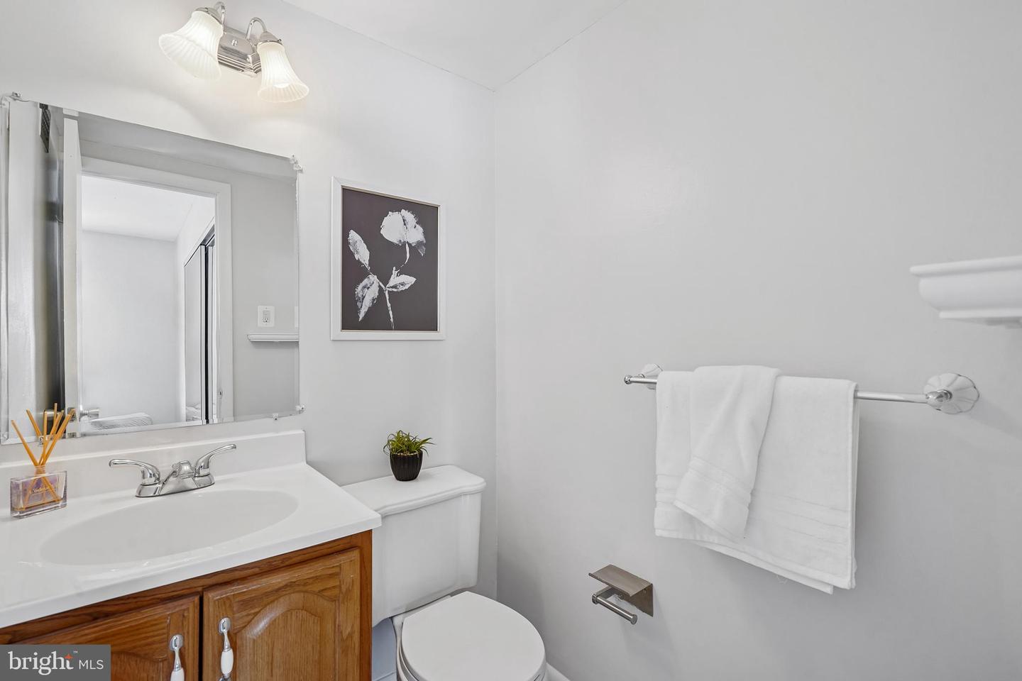 4343 CHERRY HILL RD ##705, ARLINGTON, Virginia 22207, 2 Bedrooms Bedrooms, 5 Rooms Rooms,1 BathroomBathrooms,Residential,For sale,4343 CHERRY HILL RD ##705,VAAR2068462 MLS # VAAR2068462