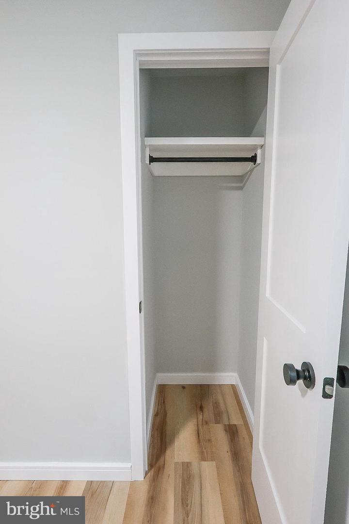 177 DICKS HOLLOW RD, WINCHESTER, Virginia 22603, 2 Bedrooms Bedrooms, ,1 BathroomBathrooms,Residential,For sale,177 DICKS HOLLOW RD,VAFV2039402 MLS # VAFV2039402