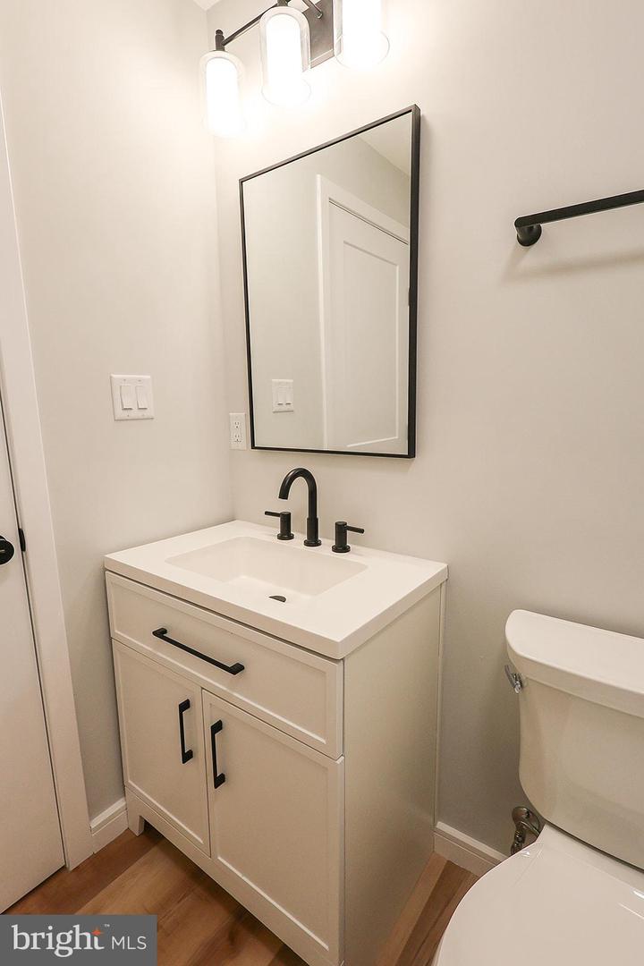 177 DICKS HOLLOW RD, WINCHESTER, Virginia 22603, 2 Bedrooms Bedrooms, ,1 BathroomBathrooms,Residential,For sale,177 DICKS HOLLOW RD,VAFV2039402 MLS # VAFV2039402