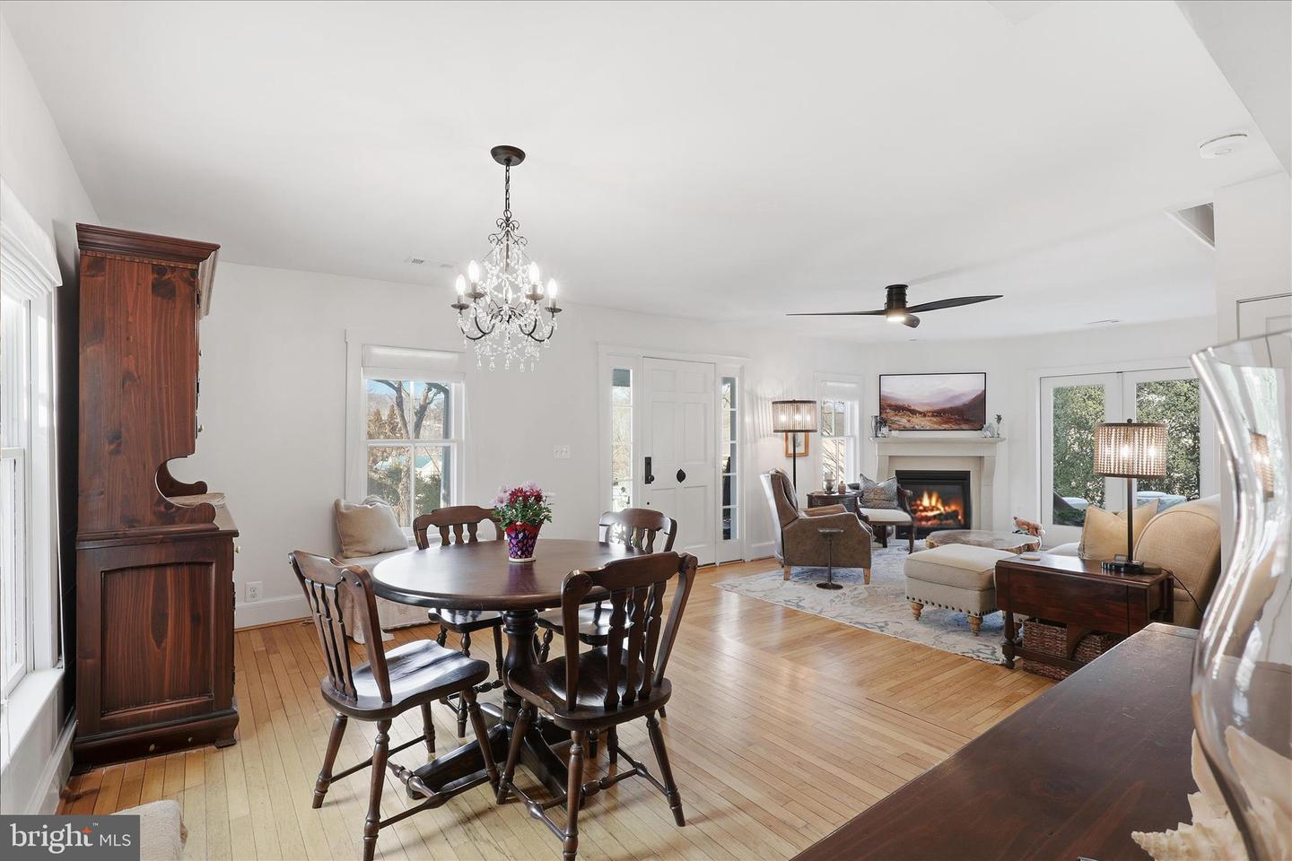 12717 CHESTNUT ST, CLIFTON, Virginia 20124, 3 Bedrooms Bedrooms, ,2 BathroomsBathrooms,Residential,For sale,12717 CHESTNUT ST,VAFX2288938 MLS # VAFX2288938