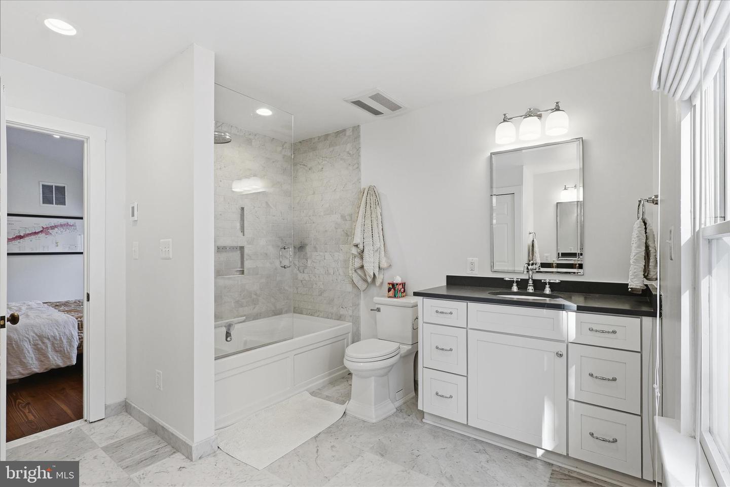 12717 CHESTNUT ST, CLIFTON, Virginia 20124, 3 Bedrooms Bedrooms, ,2 BathroomsBathrooms,Residential,For sale,12717 CHESTNUT ST,VAFX2288938 MLS # VAFX2288938