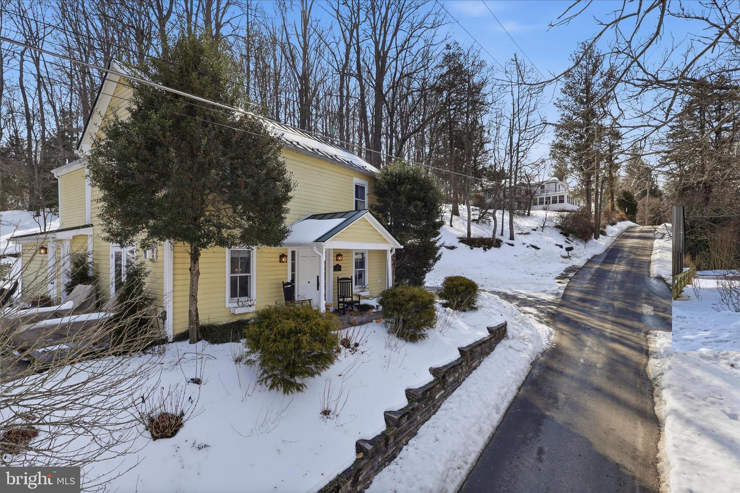 12717 CHESTNUT ST, CLIFTON, Virginia 20124, 3 Bedrooms Bedrooms, ,2 BathroomsBathrooms,Residential,For sale,12717 CHESTNUT ST,VAFX2288938 MLS # VAFX2288938