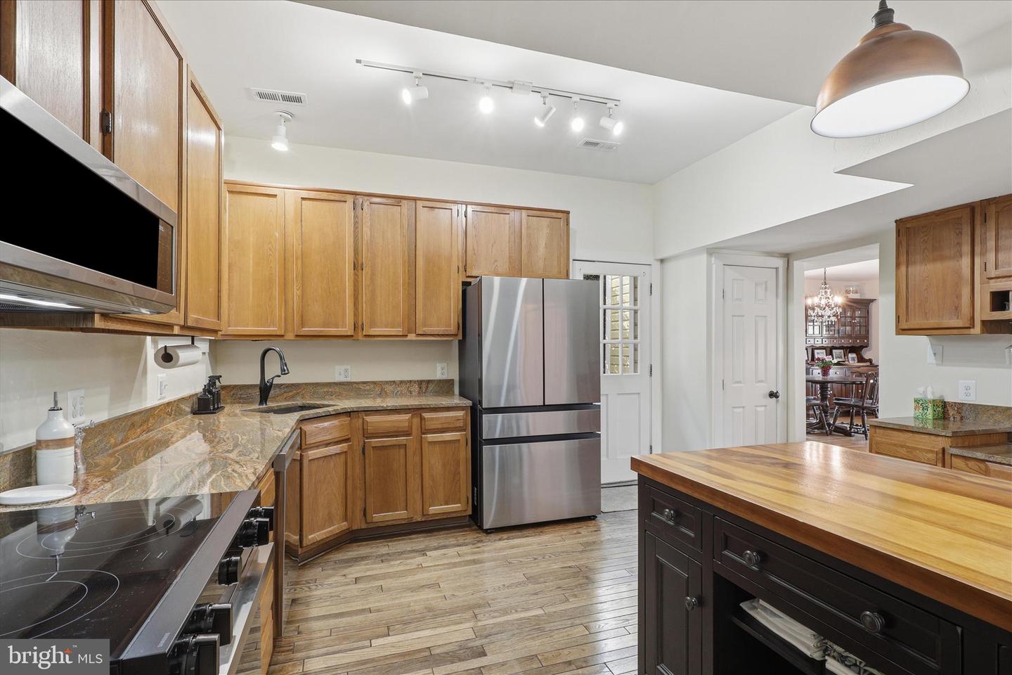 12717 CHESTNUT ST, CLIFTON, Virginia 20124, 3 Bedrooms Bedrooms, ,2 BathroomsBathrooms,Residential,For sale,12717 CHESTNUT ST,VAFX2288938 MLS # VAFX2288938