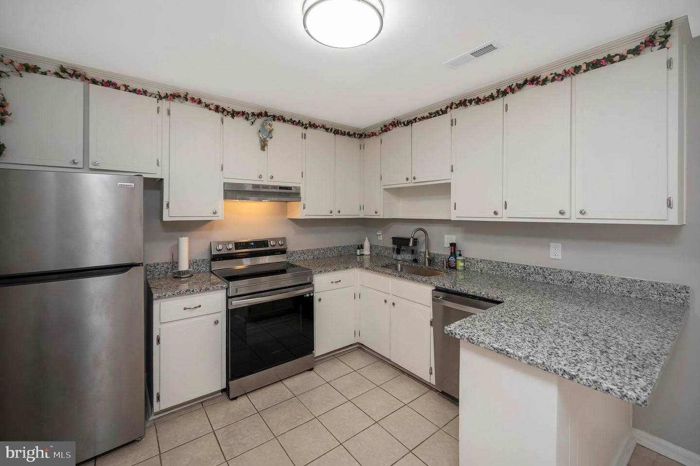 1609 MEADOW DR, FREDERICKSBURG, Virginia 22405, 3 Bedrooms Bedrooms, ,1 BathroomBathrooms,Residential,For sale,1609 MEADOW DR,VAST2045790 MLS # VAST2045790