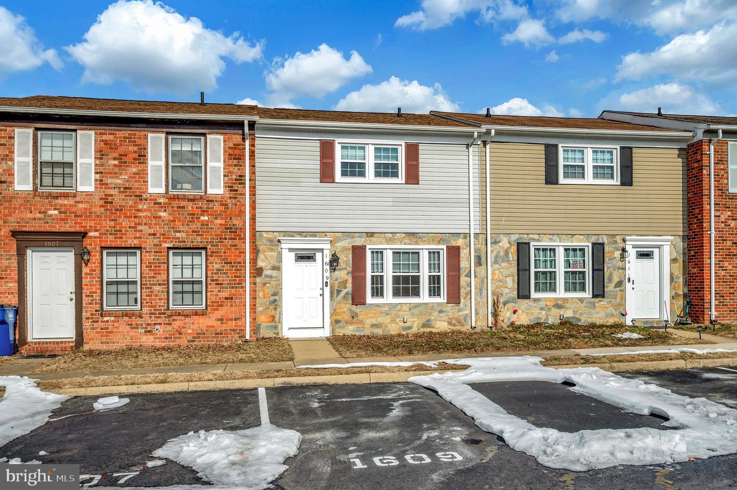 1609 MEADOW DR, FREDERICKSBURG, Virginia 22405, 3 Bedrooms Bedrooms, ,1 BathroomBathrooms,Residential,For sale,1609 MEADOW DR,VAST2045790 MLS # VAST2045790