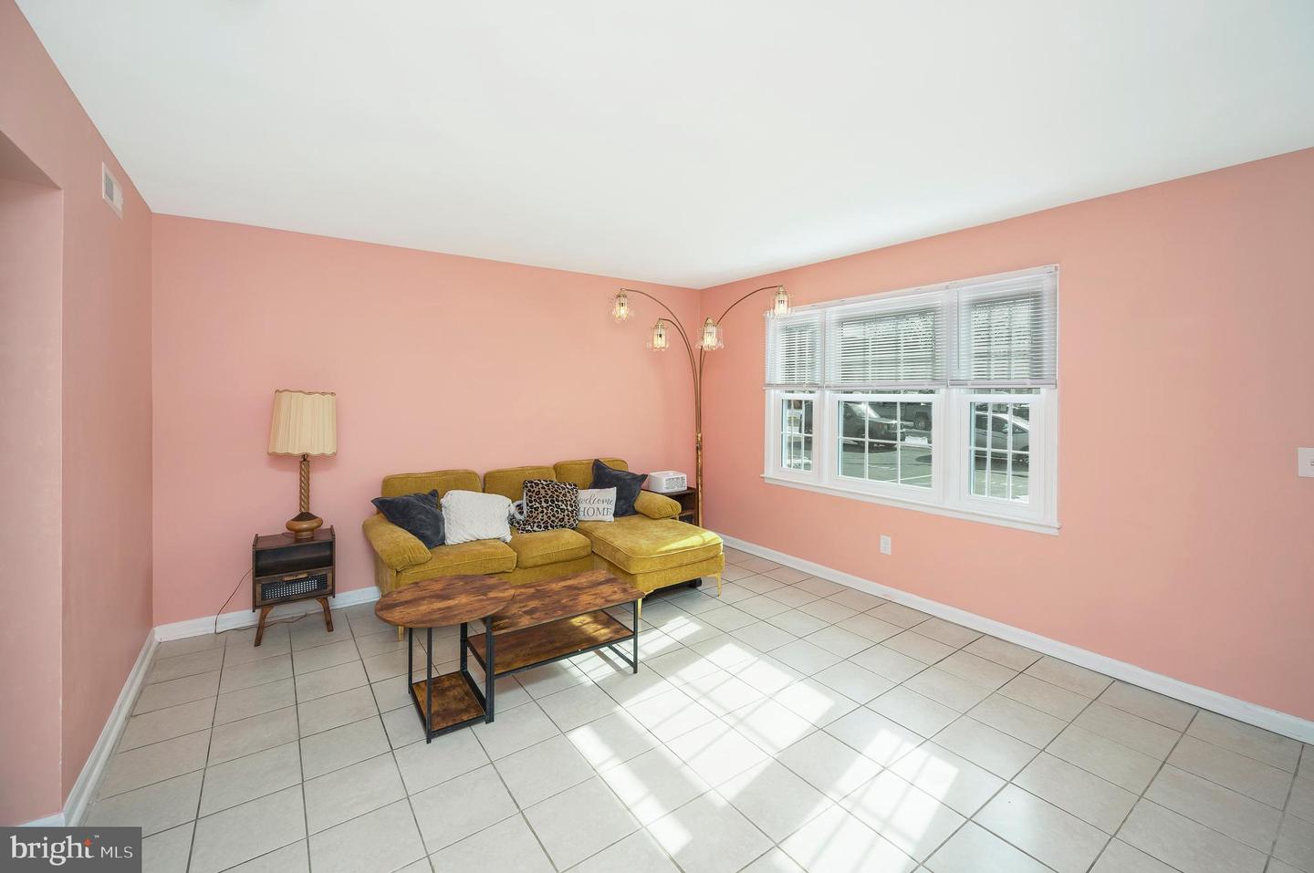 1609 MEADOW DR, FREDERICKSBURG, Virginia 22405, 3 Bedrooms Bedrooms, ,1 BathroomBathrooms,Residential,For sale,1609 MEADOW DR,VAST2045790 MLS # VAST2045790