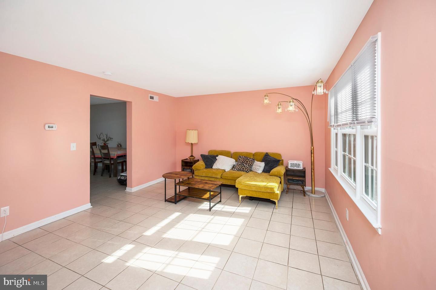 1609 MEADOW DR, FREDERICKSBURG, Virginia 22405, 3 Bedrooms Bedrooms, ,1 BathroomBathrooms,Residential,For sale,1609 MEADOW DR,VAST2045790 MLS # VAST2045790