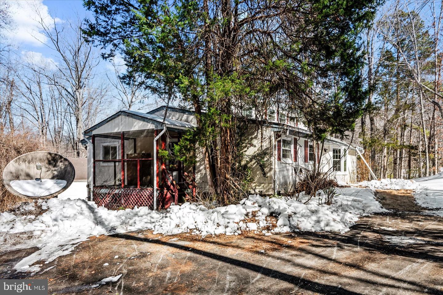 9301 ANTLER CT, FREDERICKSBURG, Virginia 22407, 4 Bedrooms Bedrooms, ,2 BathroomsBathrooms,Residential,For sale,9301 ANTLER CT,VASP2039064 MLS # VASP2039064