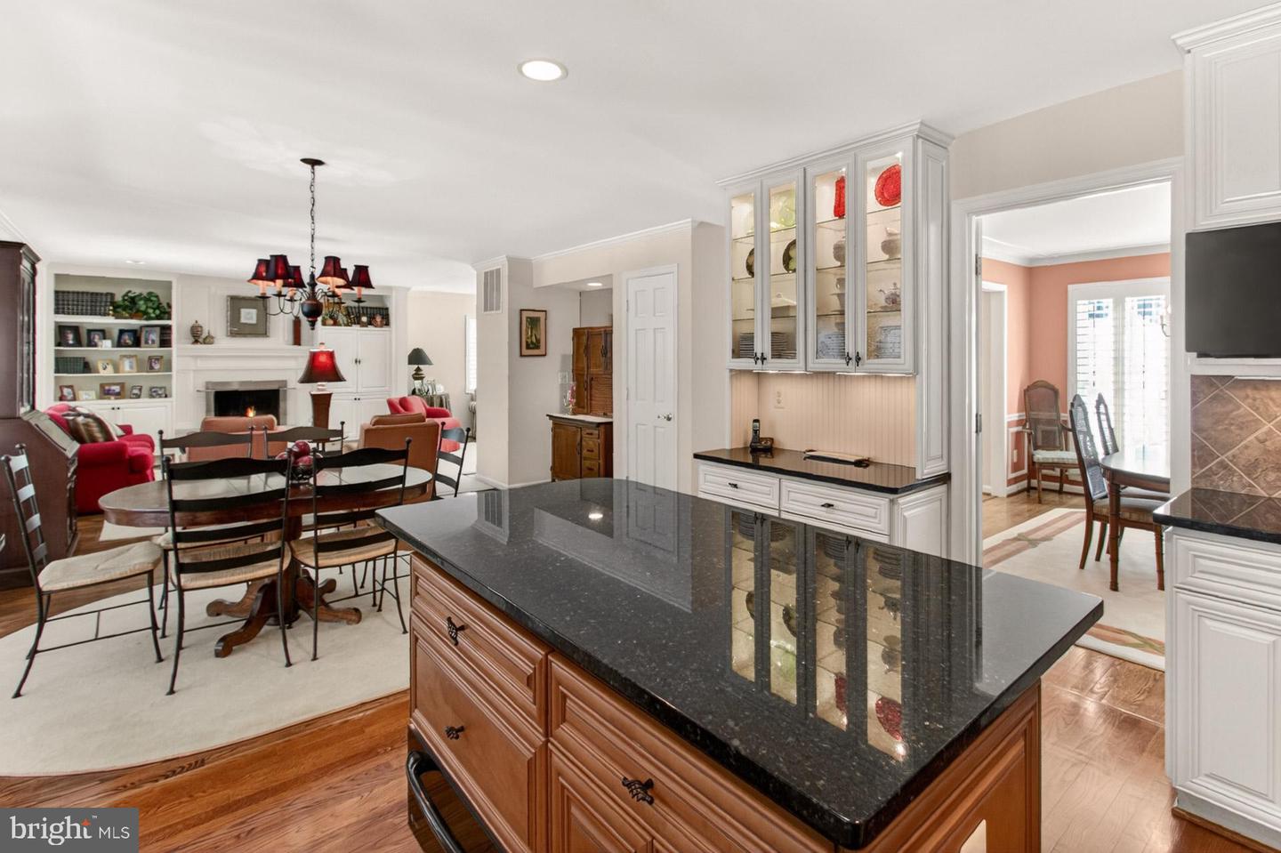 11604 HAVENNER RD, FAIRFAX STATION, Virginia 22039, 4 Bedrooms Bedrooms, ,3 BathroomsBathrooms,Residential,For sale,11604 HAVENNER RD,VAFX2289100 MLS # VAFX2289100 11604 HAVENNER RD, FAIRFAX STATION, Virginia 22039, 4 Bedrooms Bedrooms, ,3 BathroomsBathrooms,Residential,For sale,11604 HAVENNER RD,VAFX2289100 MLS # VAFX2289100