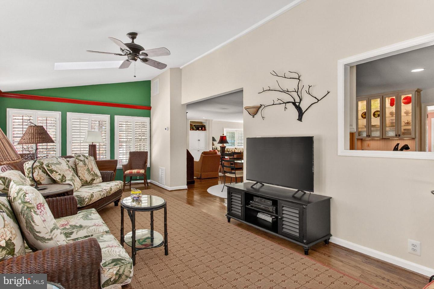 11604 HAVENNER RD, FAIRFAX STATION, Virginia 22039, 4 Bedrooms Bedrooms, ,3 BathroomsBathrooms,Residential,For sale,11604 HAVENNER RD,VAFX2289100 MLS # VAFX2289100 11604 HAVENNER RD, FAIRFAX STATION, Virginia 22039, 4 Bedrooms Bedrooms, ,3 BathroomsBathrooms,Residential,For sale,11604 HAVENNER RD,VAFX2289100 MLS # VAFX2289100