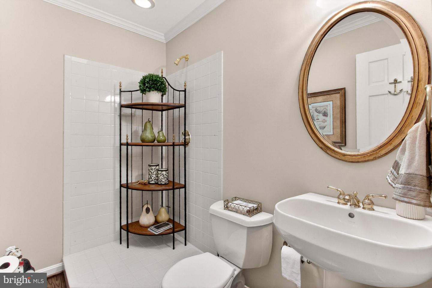 11604 HAVENNER RD, FAIRFAX STATION, Virginia 22039, 4 Bedrooms Bedrooms, ,3 BathroomsBathrooms,Residential,For sale,11604 HAVENNER RD,VAFX2289100 MLS # VAFX2289100 11604 HAVENNER RD, FAIRFAX STATION, Virginia 22039, 4 Bedrooms Bedrooms, ,3 BathroomsBathrooms,Residential,For sale,11604 HAVENNER RD,VAFX2289100 MLS # VAFX2289100